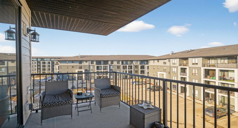 740 Legacy village Road, Calgary, Alberta T2X5L2, 2 Bedrooms Bedrooms, ,2 BathroomsBathrooms,Residential,For Sale,Legacy village,A2294362