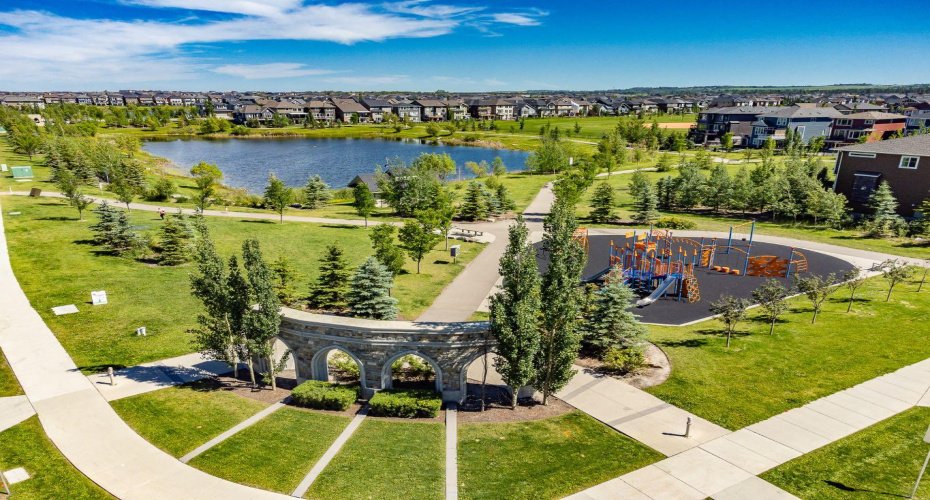 740 Legacy village Road, Calgary, Alberta T2X5L2, 2 Bedrooms Bedrooms, ,2 BathroomsBathrooms,Residential,For Sale,Legacy village,A2294362