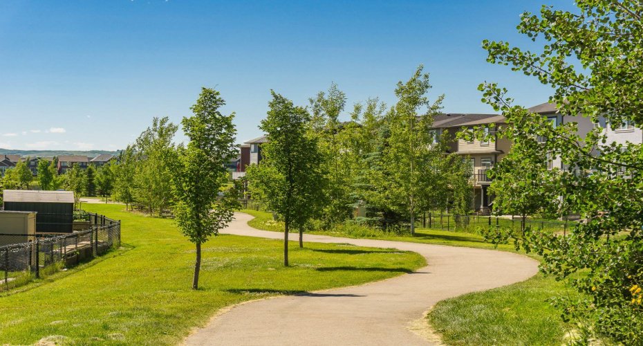 740 Legacy village Road, Calgary, Alberta T2X5L2, 2 Bedrooms Bedrooms, ,2 BathroomsBathrooms,Residential,For Sale,Legacy village,A2294362