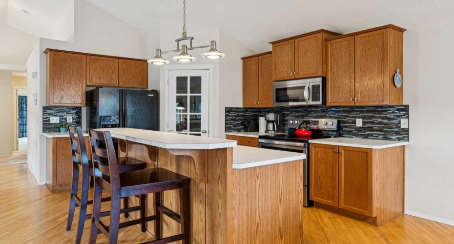 202 Copperfield Gardens, Calgary, Alberta T2Z 4C1, 3 Bedrooms Bedrooms, ,2 BathroomsBathrooms,Residential,For Sale,Copperfield,A2294371