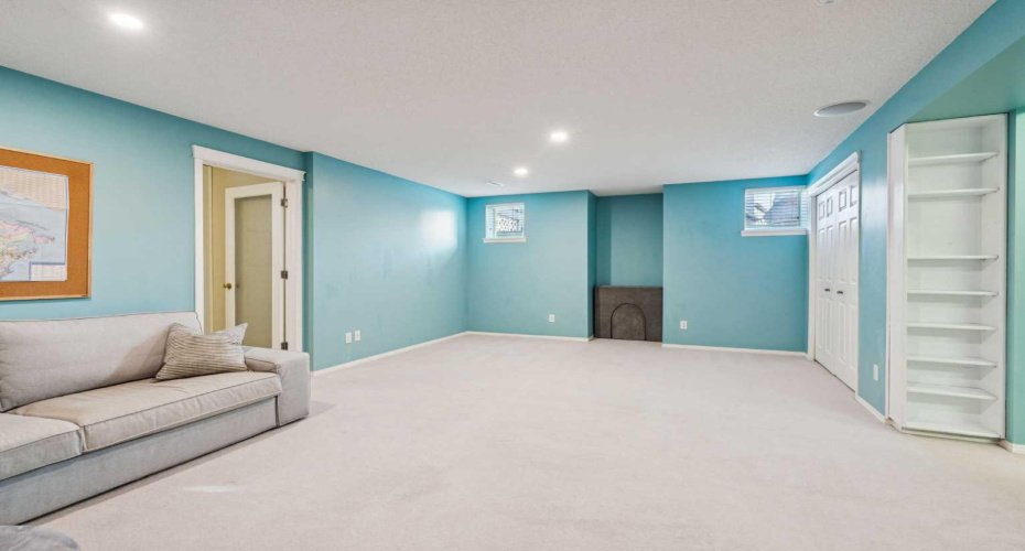 202 Copperfield Gardens, Calgary, Alberta T2Z 4C1, 3 Bedrooms Bedrooms, ,2 BathroomsBathrooms,Residential,For Sale,Copperfield,A2294371