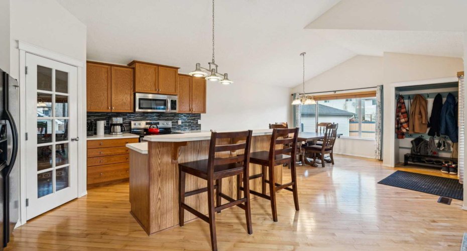 202 Copperfield Gardens, Calgary, Alberta T2Z 4C1, 3 Bedrooms Bedrooms, ,2 BathroomsBathrooms,Residential,For Sale,Copperfield,A2294371