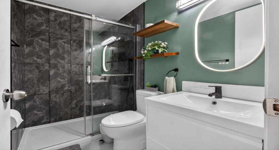 6100 4 Avenue, Calgary, Alberta T2A 5Z8, 3 Bedrooms Bedrooms, ,2 BathroomsBathrooms,Residential,For Sale,4,A2294374