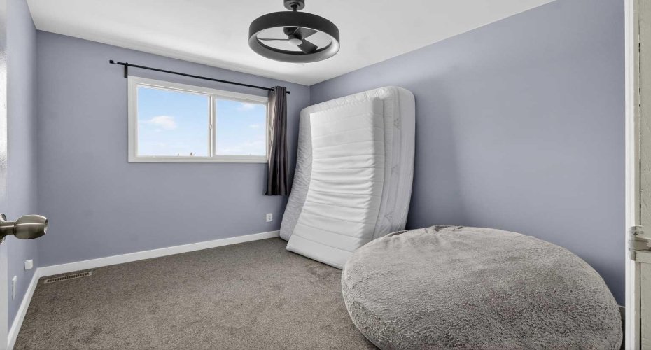 6100 4 Avenue, Calgary, Alberta T2A 5Z8, 3 Bedrooms Bedrooms, ,2 BathroomsBathrooms,Residential,For Sale,4,A2294374