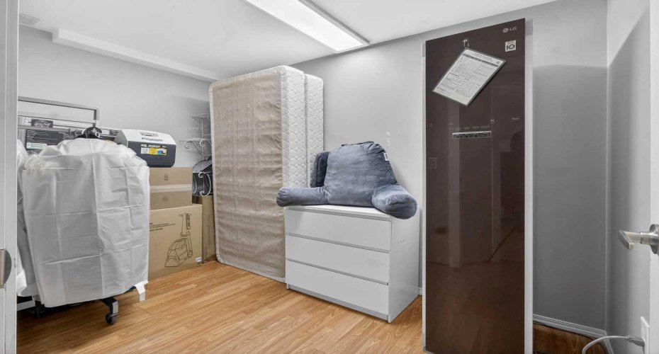 6100 4 Avenue, Calgary, Alberta T2A 5Z8, 3 Bedrooms Bedrooms, ,2 BathroomsBathrooms,Residential,For Sale,4,A2294374