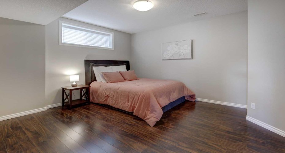 Spacious 4th bedroom