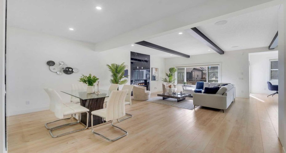 247 Coopers Cove, Airdrie, Alberta T4B 4C3, 5 Bedrooms Bedrooms, ,4 BathroomsBathrooms,Residential,For Sale,Coopers,A2294398