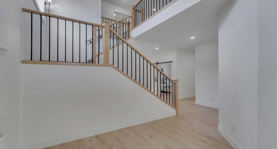 247 Coopers Cove, Airdrie, Alberta T4B 4C3, 5 Bedrooms Bedrooms, ,4 BathroomsBathrooms,Residential,For Sale,Coopers,A2294398