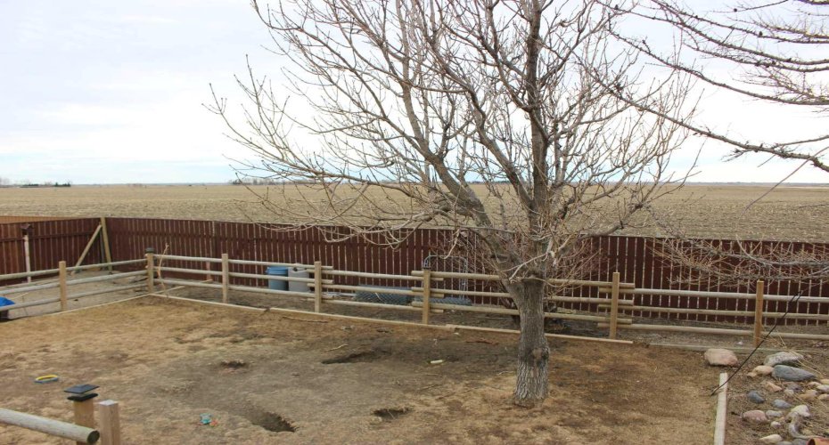 609 Maple Place, Picture Butte, Alberta T0K 1V0, 4 Bedrooms Bedrooms, ,3 BathroomsBathrooms,Residential,For Sale,Maple,A2294399