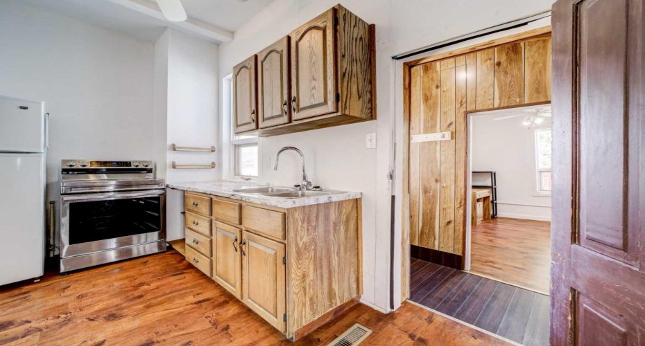 1052 Bev McLachlin Drive, Pincher Creek, Alberta T0K 1W0, 2 Bedrooms Bedrooms, ,1 BathroomBathrooms,Residential,For Sale,Bev McLachlin,A2294430