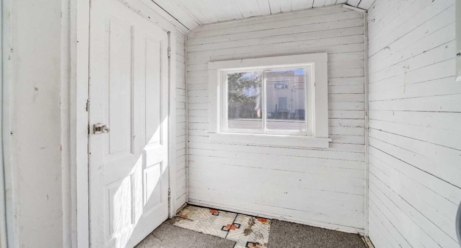 1052 Bev McLachlin Drive, Pincher Creek, Alberta T0K 1W0, 2 Bedrooms Bedrooms, ,1 BathroomBathrooms,Residential,For Sale,Bev McLachlin,A2294430