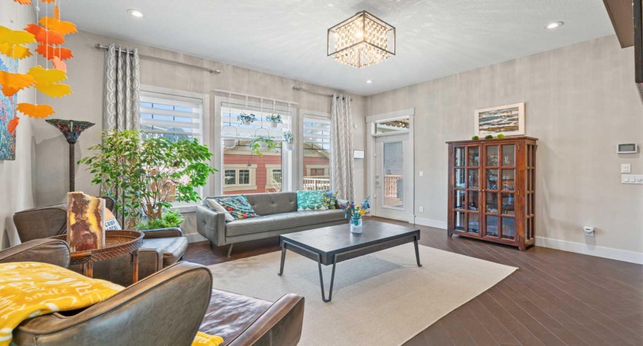 Living Room w/Double Sided Fireplace