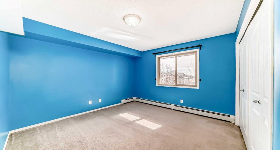 8 Bridlecrest Drive, Calgary, Alberta T2Y0H7, 2 Bedrooms Bedrooms, ,2 BathroomsBathrooms,Residential,For Sale,Bridlecrest,A2294434