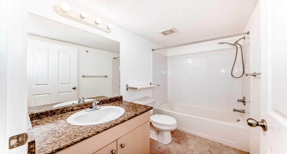 8 Bridlecrest Drive, Calgary, Alberta T2Y0H7, 2 Bedrooms Bedrooms, ,2 BathroomsBathrooms,Residential,For Sale,Bridlecrest,A2294434