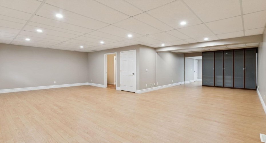 363 Prominence Heights, Calgary, Alberta T3H 2Z6, 1 Bedroom Bedrooms, ,3 BathroomsBathrooms,Residential,For Sale,Prominence,A2294438