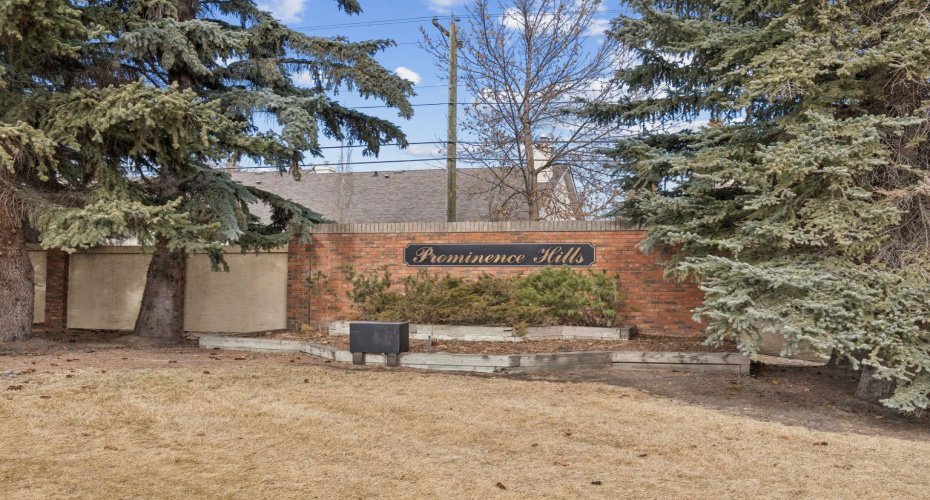 363 Prominence Heights, Calgary, Alberta T3H 2Z6, 1 Bedroom Bedrooms, ,3 BathroomsBathrooms,Residential,For Sale,Prominence,A2294438