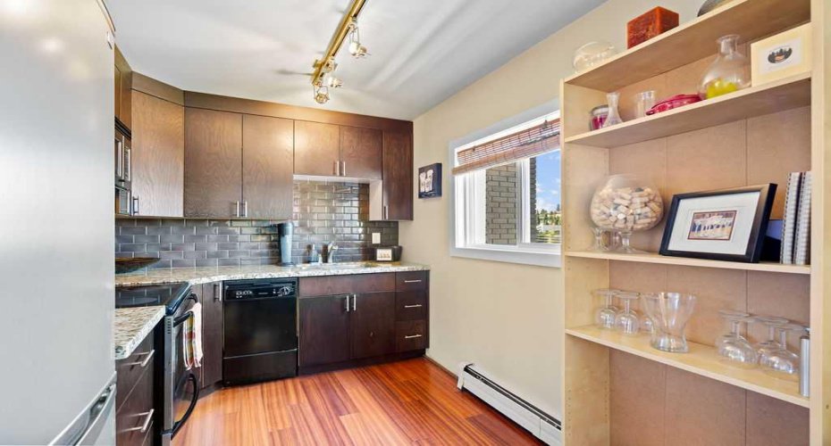 1811 18A Street, Calgary, Alberta T2T 4W1, 1 Bedroom Bedrooms, ,1 BathroomBathrooms,Residential,For Sale,18A,A2294446