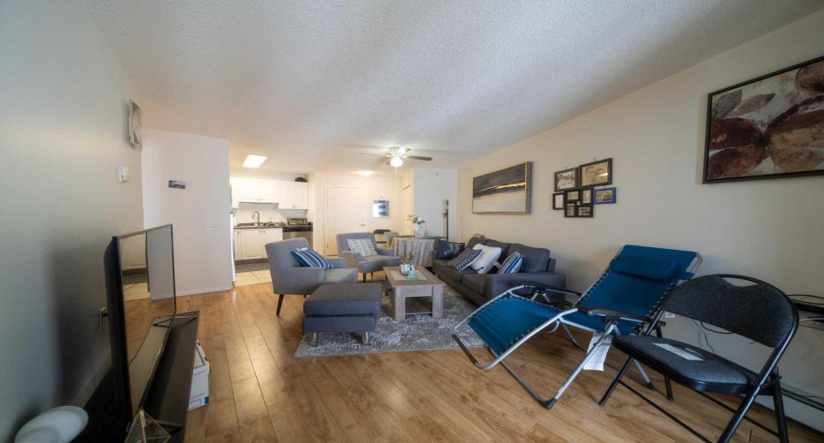 5000 Somervale Court, Calgary, Alberta T2Y4M1, 1 Bedroom Bedrooms, ,1 BathroomBathrooms,Residential,For Sale,Somervale,A2294471