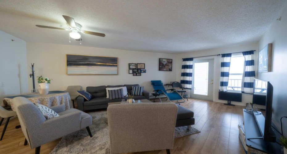 5000 Somervale Court, Calgary, Alberta T2Y4M1, 1 Bedroom Bedrooms, ,1 BathroomBathrooms,Residential,For Sale,Somervale,A2294471