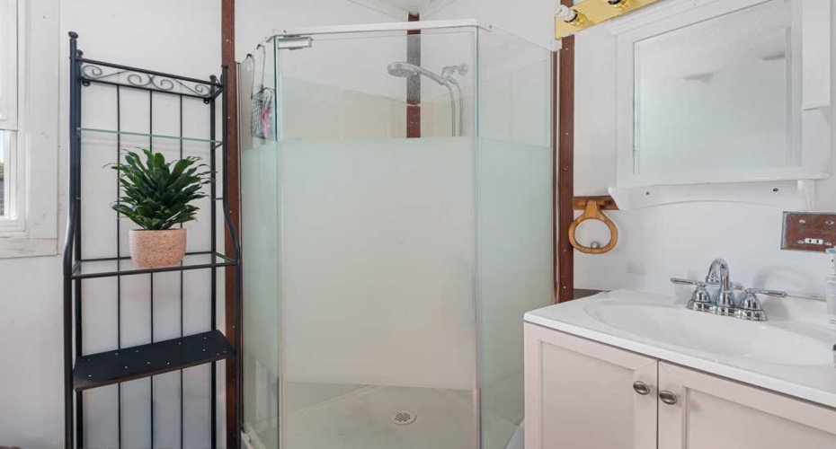 4503 Bowness Road, Calgary, Alberta T3B 0A9, 3 Bedrooms Bedrooms, ,1 BathroomBathrooms,Residential,For Sale,Bowness,A2294480