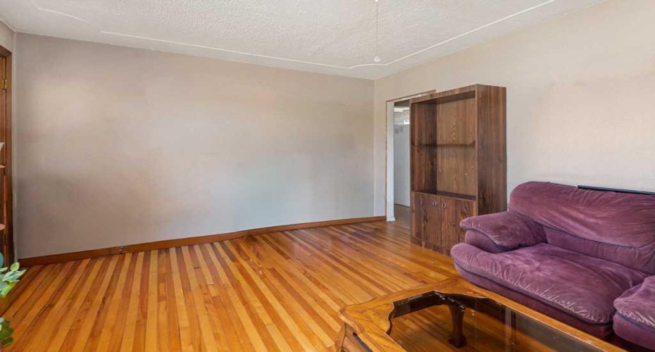 4503 Bowness Road, Calgary, Alberta T3B 0A9, 3 Bedrooms Bedrooms, ,1 BathroomBathrooms,Residential,For Sale,Bowness,A2294480