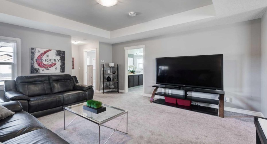 255 Riviera Way, Cochrane, Alberta T4C 0Z2, 4 Bedrooms Bedrooms, ,4 BathroomsBathrooms,Residential,For Sale,Riviera,A2294505