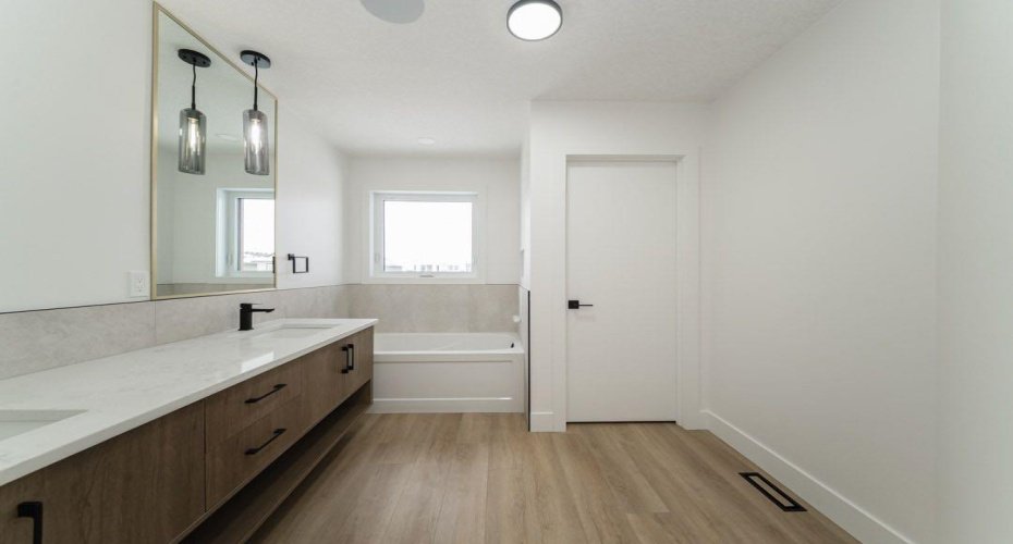 137 Auger Court, Fort McMurray, Alberta T9J 1E5, 3 Bedrooms Bedrooms, ,3 BathroomsBathrooms,Residential,For Sale,Auger,A2294522