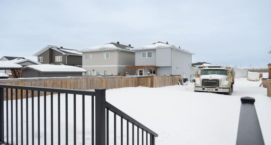 137 Auger Court, Fort McMurray, Alberta T9J 1E5, 3 Bedrooms Bedrooms, ,3 BathroomsBathrooms,Residential,For Sale,Auger,A2294522