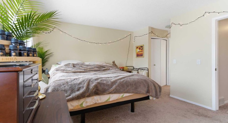 59 Abbeydale Villas, Calgary, Alberta T2A7P6, 2 Bedrooms Bedrooms, ,3 BathroomsBathrooms,Residential,For Sale,Abbeydale,A2294546