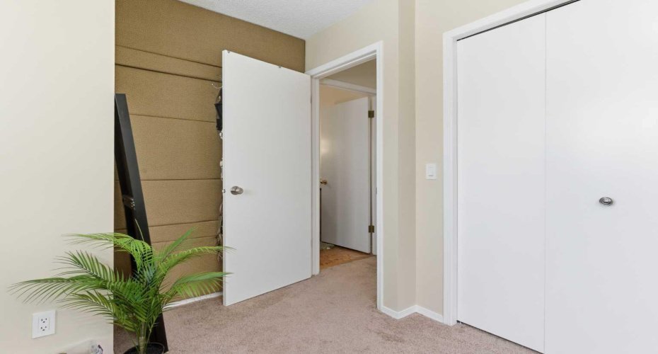 59 Abbeydale Villas, Calgary, Alberta T2A7P6, 2 Bedrooms Bedrooms, ,3 BathroomsBathrooms,Residential,For Sale,Abbeydale,A2294546