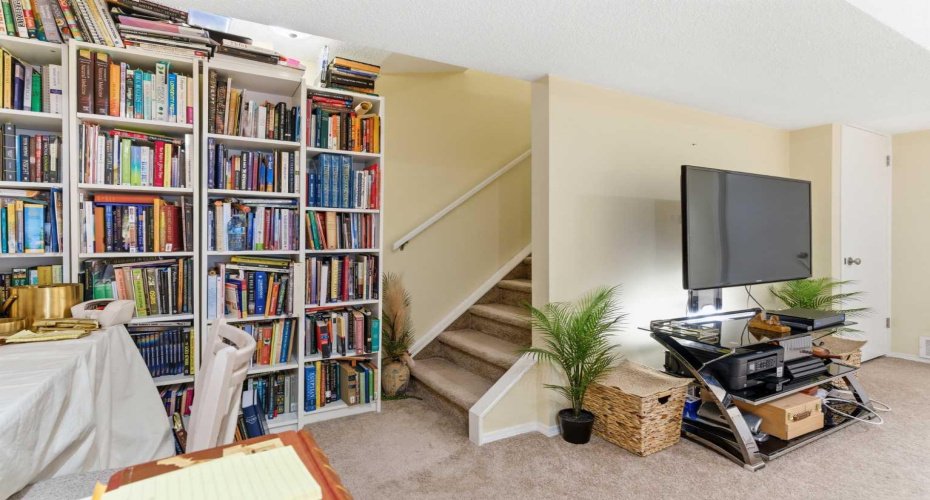 59 Abbeydale Villas, Calgary, Alberta T2A7P6, 2 Bedrooms Bedrooms, ,3 BathroomsBathrooms,Residential,For Sale,Abbeydale,A2294546