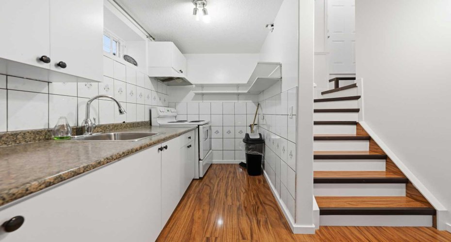 53 Martha's Place, Calgary, Alberta T3J4P4, 4 Bedrooms Bedrooms, ,4 BathroomsBathrooms,Residential,For Sale,Martha's,A2294577