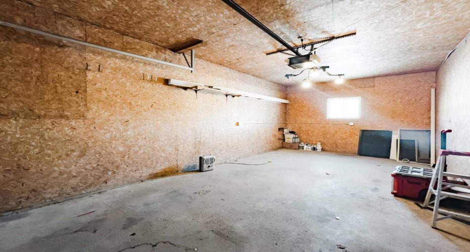 10614 102 Avenue, La Crete, Alberta T0H2H0, 2 Bedrooms Bedrooms, ,2 BathroomsBathrooms,Residential,For Sale,102,A2294583