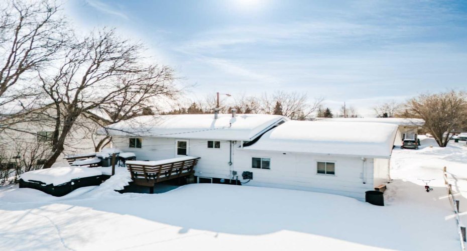 10614 102 Avenue, La Crete, Alberta T0H2H0, 2 Bedrooms Bedrooms, ,2 BathroomsBathrooms,Residential,For Sale,102,A2294583