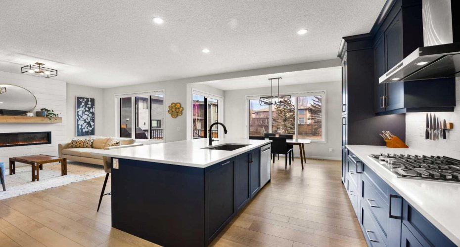 361 Harvest Hills Court, Calgary, Alberta T3K 2N7, 3 Bedrooms Bedrooms, ,4 BathroomsBathrooms,Residential,For Sale,Harvest Hills,A2294588