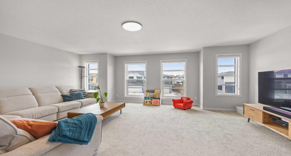 361 Harvest Hills Court, Calgary, Alberta T3K 2N7, 3 Bedrooms Bedrooms, ,4 BathroomsBathrooms,Residential,For Sale,Harvest Hills,A2294588