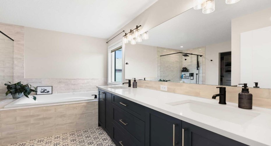 361 Harvest Hills Court, Calgary, Alberta T3K 2N7, 3 Bedrooms Bedrooms, ,4 BathroomsBathrooms,Residential,For Sale,Harvest Hills,A2294588