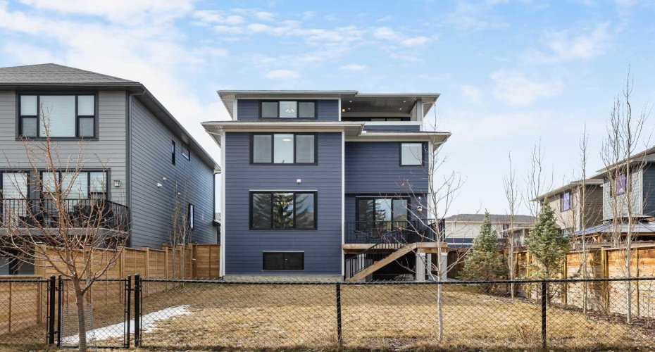 361 Harvest Hills Court, Calgary, Alberta T3K 2N7, 3 Bedrooms Bedrooms, ,4 BathroomsBathrooms,Residential,For Sale,Harvest Hills,A2294588