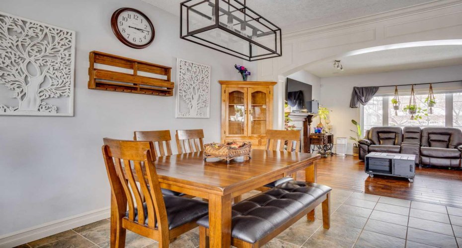 161 Snowy Owl Way, Fort McMurray, Alberta T9K0R7, 5 Bedrooms Bedrooms, ,4 BathroomsBathrooms,Residential,For Sale,Snowy Owl,A2294591