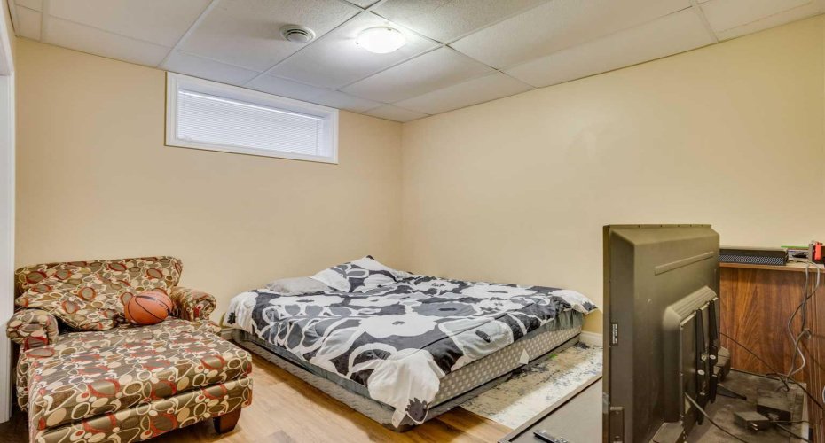 161 Snowy Owl Way, Fort McMurray, Alberta T9K0R7, 5 Bedrooms Bedrooms, ,4 BathroomsBathrooms,Residential,For Sale,Snowy Owl,A2294591