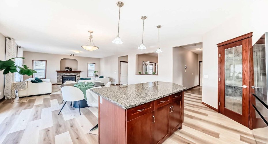 148 Hawkmere Way, Chestermere, Alberta T1X 0C8, 4 Bedrooms Bedrooms, ,4 BathroomsBathrooms,Residential,For Sale,Hawkmere,A2294598