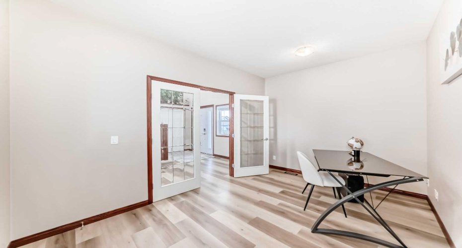 148 Hawkmere Way, Chestermere, Alberta T1X 0C8, 4 Bedrooms Bedrooms, ,4 BathroomsBathrooms,Residential,For Sale,Hawkmere,A2294598