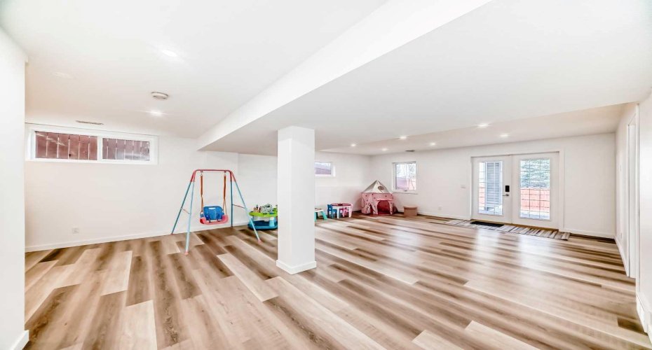 148 Hawkmere Way, Chestermere, Alberta T1X 0C8, 4 Bedrooms Bedrooms, ,4 BathroomsBathrooms,Residential,For Sale,Hawkmere,A2294598