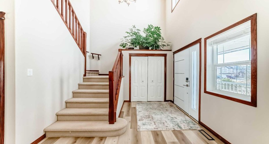 148 Hawkmere Way, Chestermere, Alberta T1X 0C8, 4 Bedrooms Bedrooms, ,4 BathroomsBathrooms,Residential,For Sale,Hawkmere,A2294598