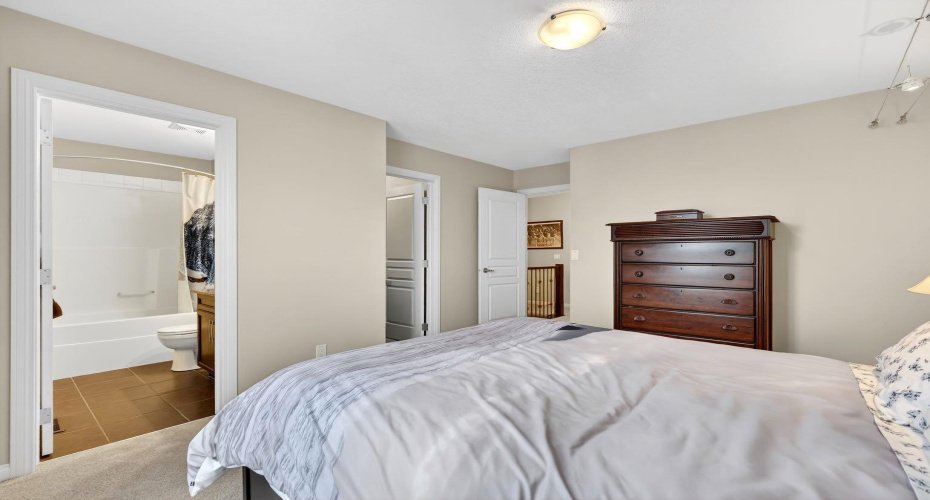 1902 Wentworth Villas, Calgary, Alberta T3H0K8, 3 Bedrooms Bedrooms, ,3 BathroomsBathrooms,Residential,For Sale,Wentworth,A2294644