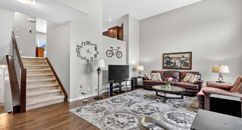 1902 Wentworth Villas, Calgary, Alberta T3H0K8, 3 Bedrooms Bedrooms, ,3 BathroomsBathrooms,Residential,For Sale,Wentworth,A2294644