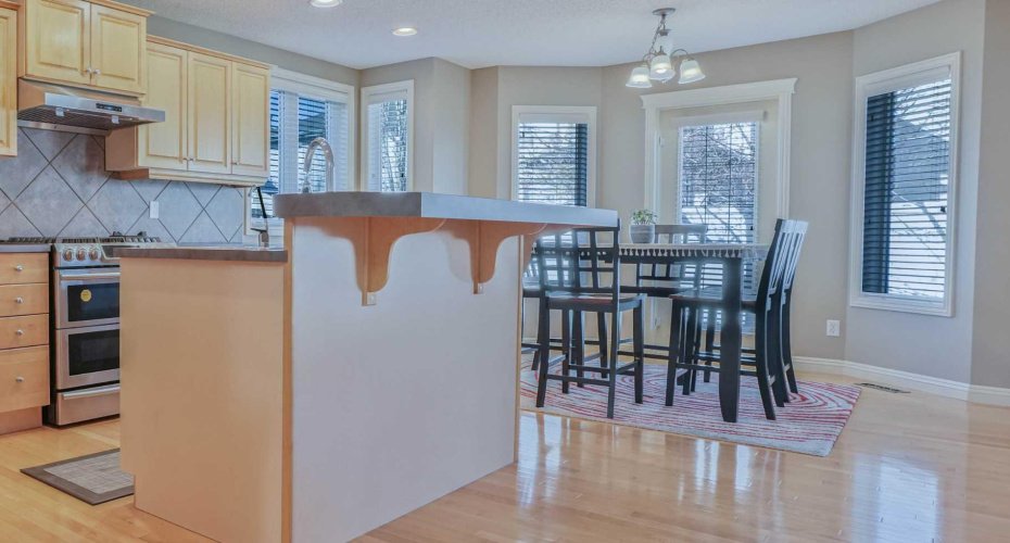 220 Everwillow Green, Calgary, Alberta T2Y 4V9, 3 Bedrooms Bedrooms, ,3 BathroomsBathrooms,Residential,For Sale,Everwillow,A2294646