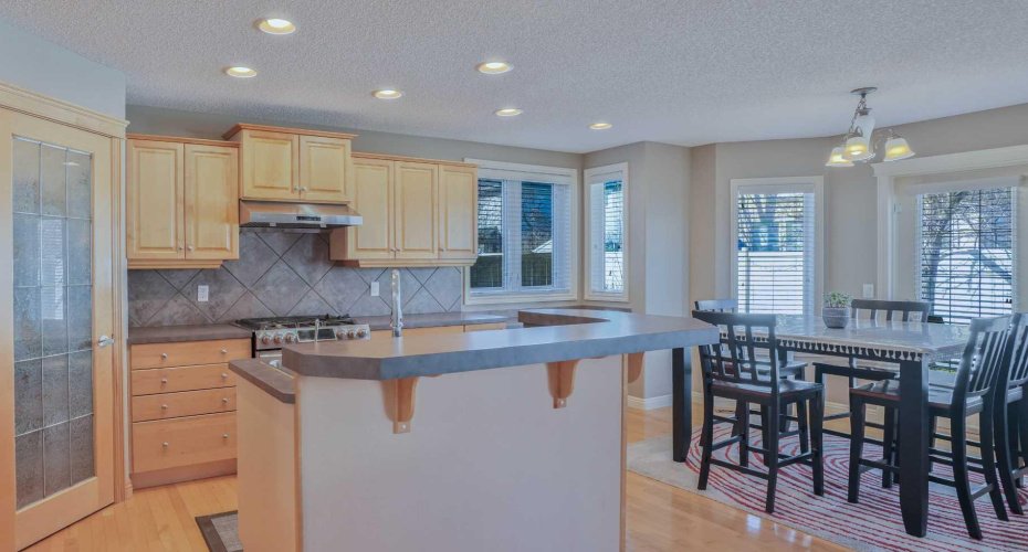 220 Everwillow Green, Calgary, Alberta T2Y 4V9, 3 Bedrooms Bedrooms, ,3 BathroomsBathrooms,Residential,For Sale,Everwillow,A2294646