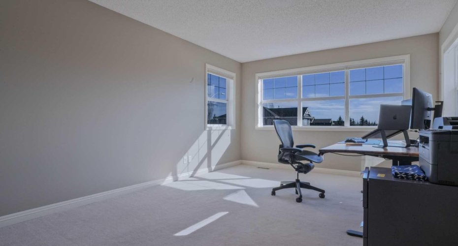 220 Everwillow Green, Calgary, Alberta T2Y 4V9, 3 Bedrooms Bedrooms, ,3 BathroomsBathrooms,Residential,For Sale,Everwillow,A2294646