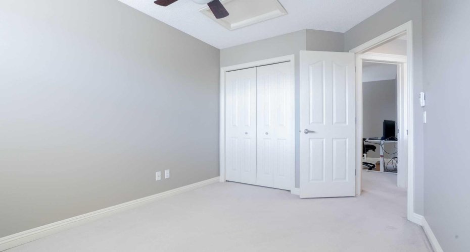 220 Everwillow Green, Calgary, Alberta T2Y 4V9, 3 Bedrooms Bedrooms, ,3 BathroomsBathrooms,Residential,For Sale,Everwillow,A2294646